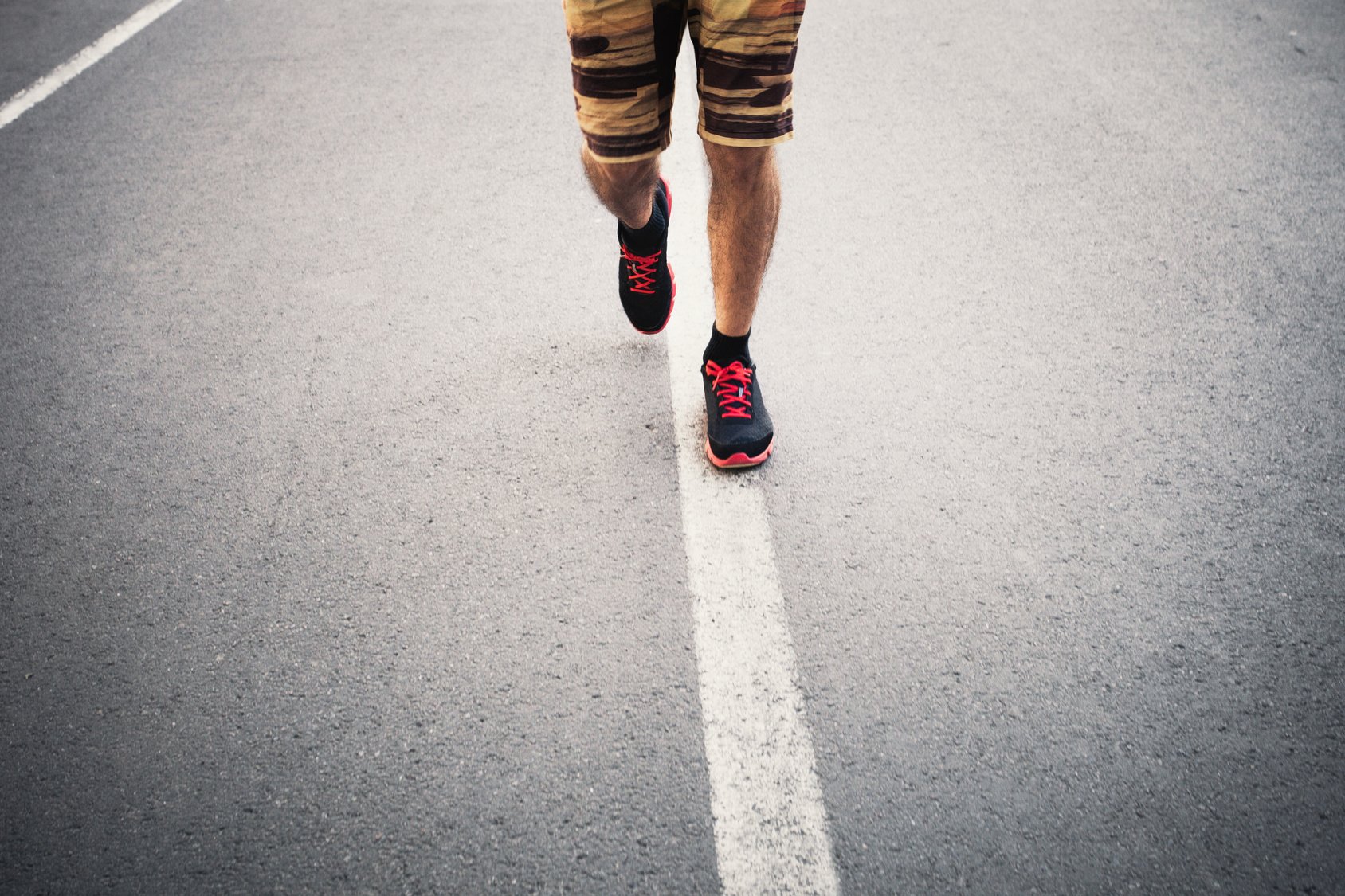 picutre of runners legs