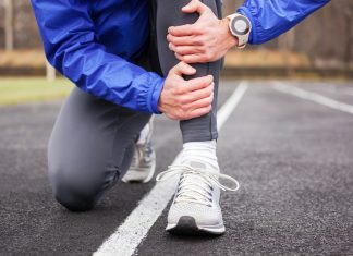 runner suffering from shin splints